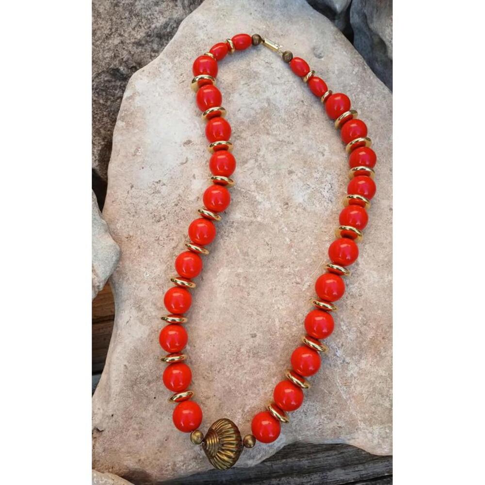 Vintage Beaded Necklace Red Gold Tone Statement Brass‎ Focal Bead 25"